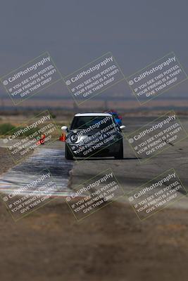 media/Sep-20-2025-Extreme Speed (Sat) [[1fcc23683c]]/Orange (Mid Intermediate)/Session 2 (Sunrise)/